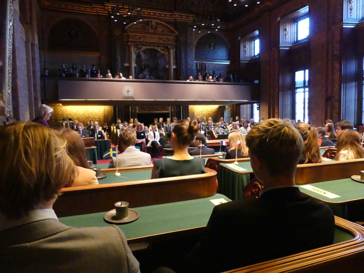 Foto's dag 1: Opening in de Eerste Kamer