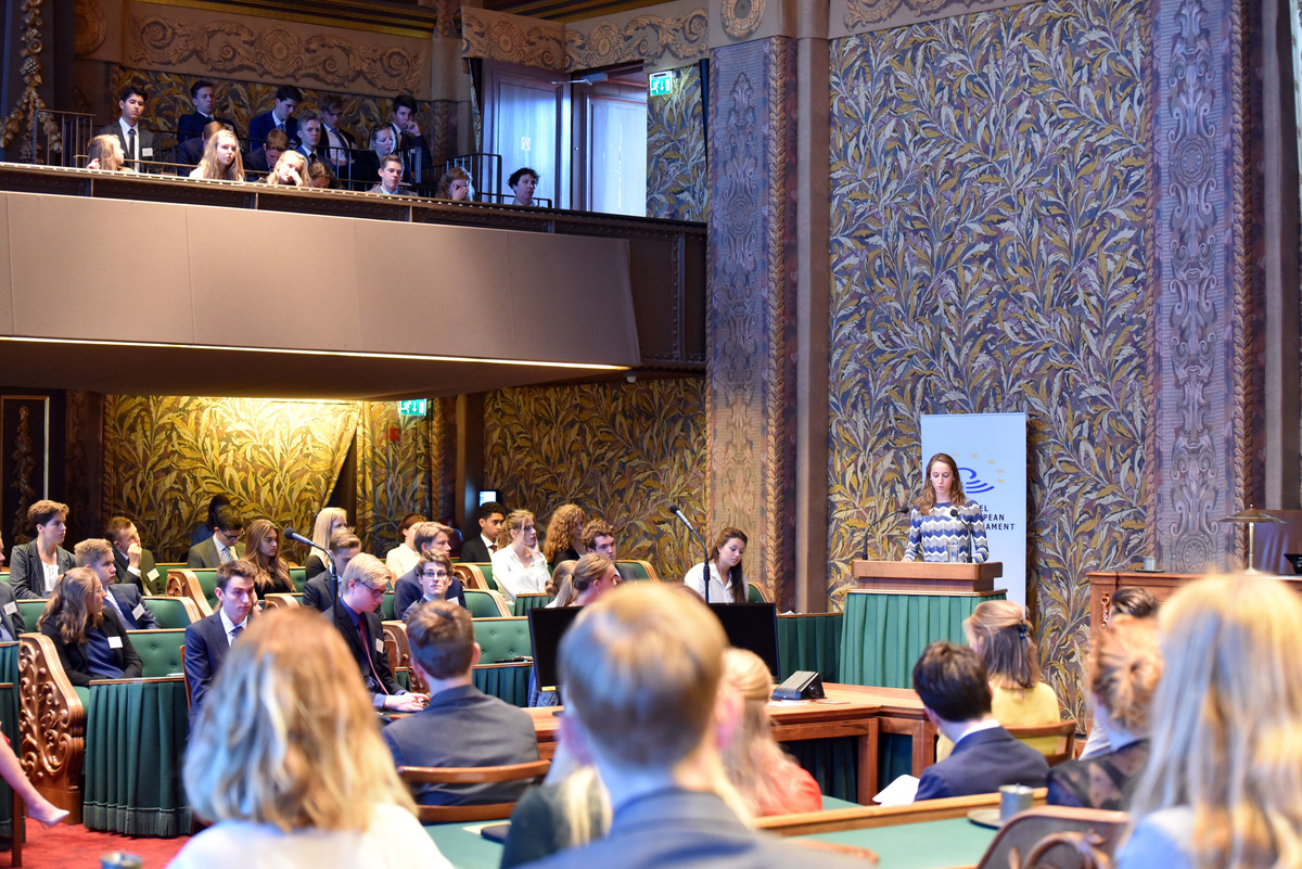 Foto's dag 1: Opening in de Eerste Kamer