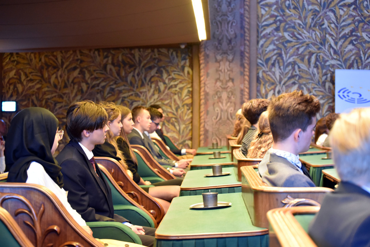 Foto's dag 1: Opening in de Eerste Kamer