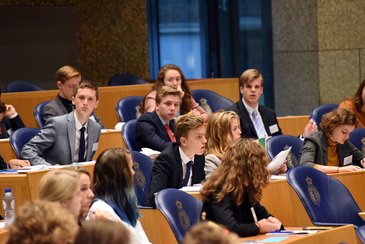 Foto's dag 3: Tweede dag Algemene Vergaderingen in de Tweede Kamer