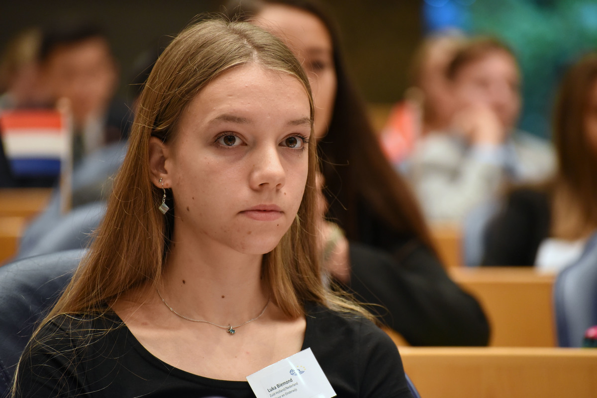 Foto's dag 3: Tweede dag Algemene Vergaderingen in de Tweede Kamer