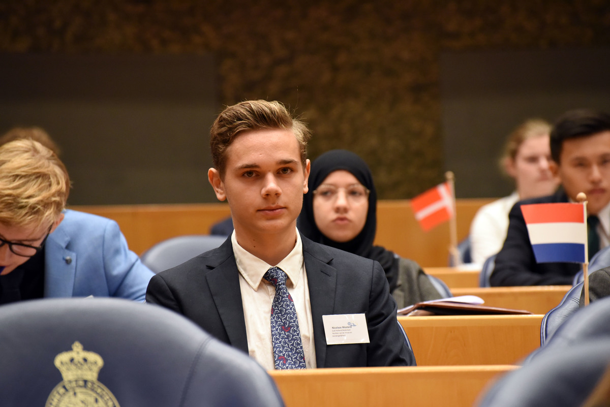 Foto's dag 3: Tweede dag Algemene Vergaderingen in de Tweede Kamer