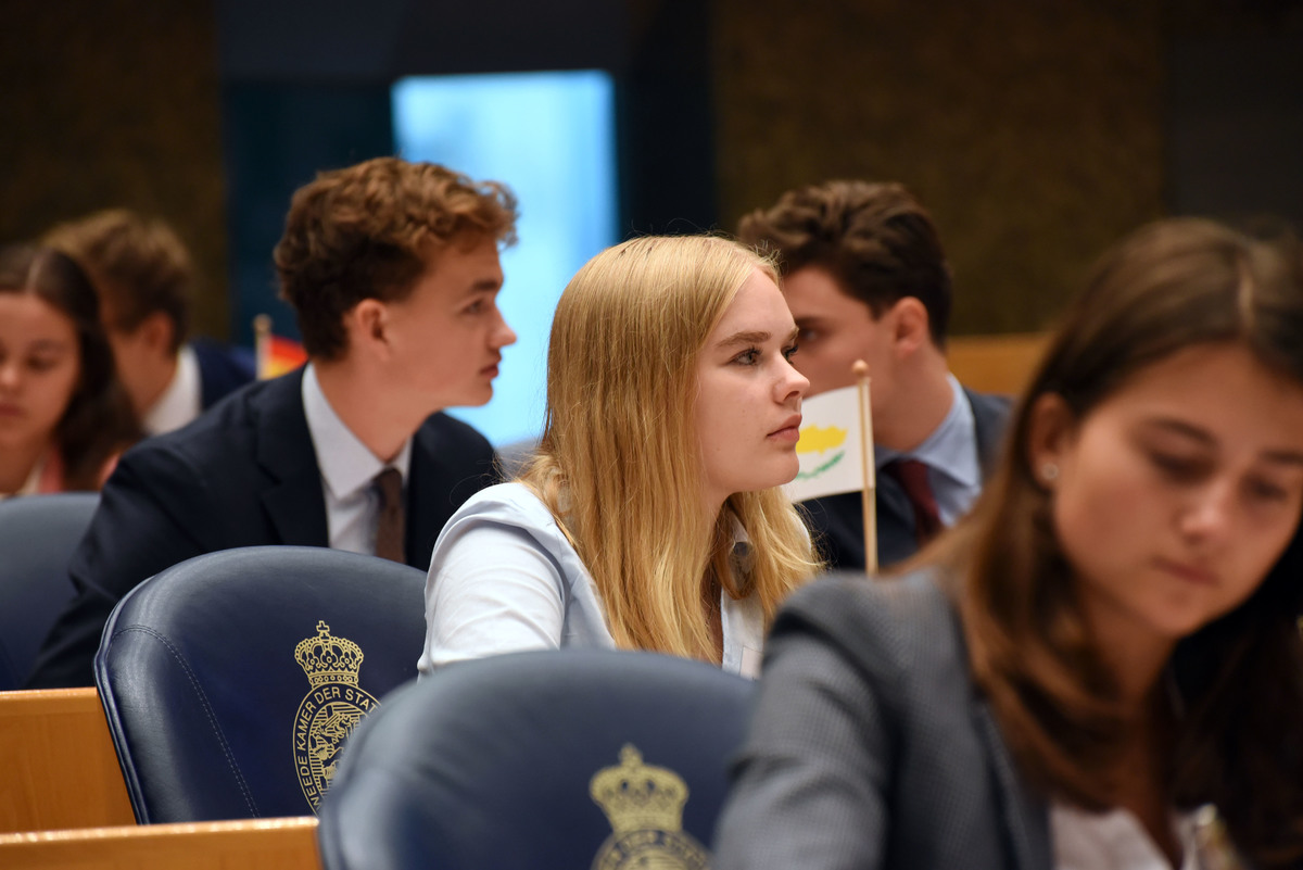 Foto's dag 3: Tweede dag Algemene Vergaderingen in de Tweede Kamer