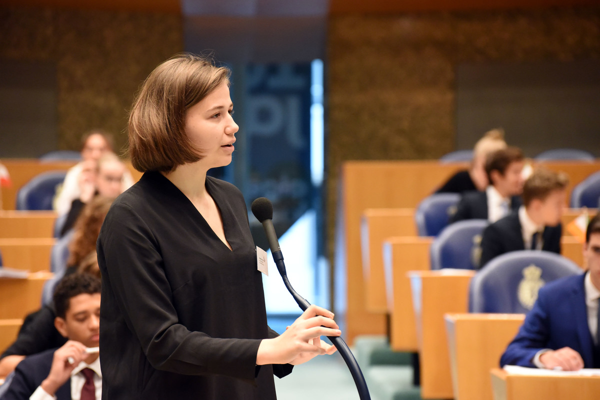 Foto's dag 3: Tweede dag Algemene Vergaderingen in de Tweede Kamer