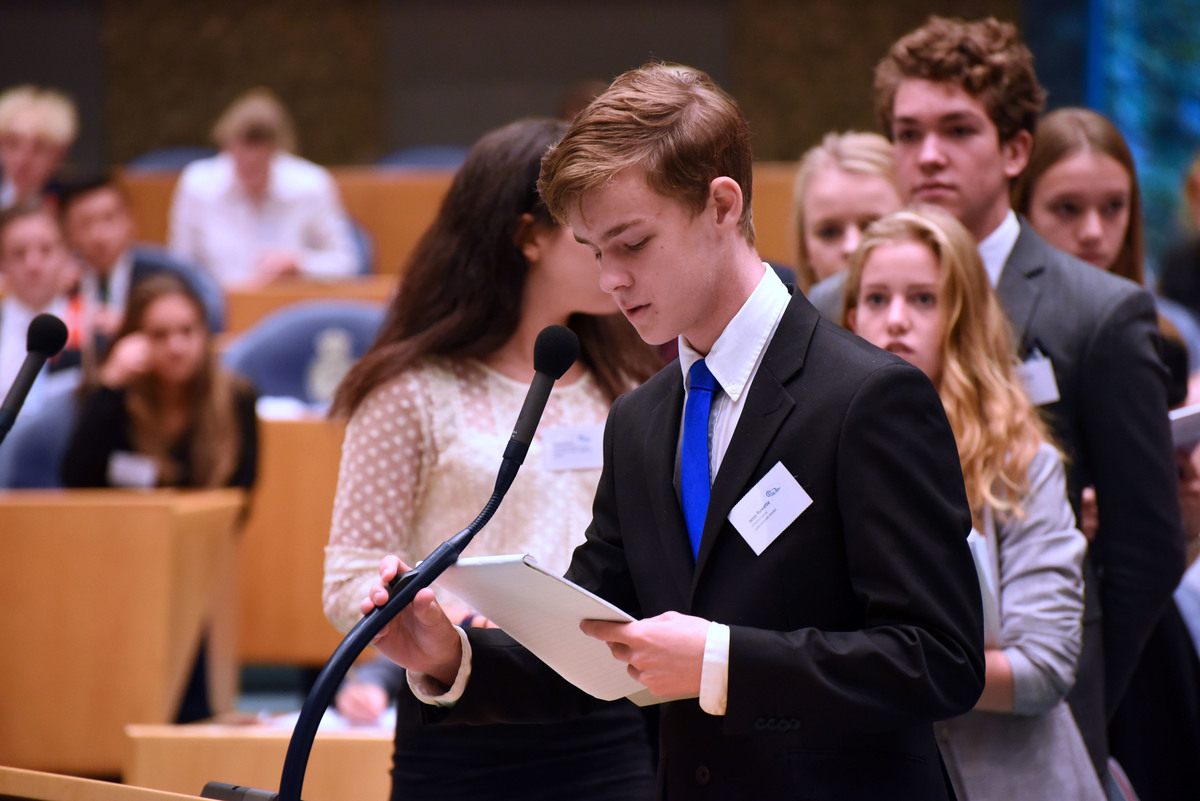 Foto's dag 3: Tweede dag Algemene Vergaderingen in de Tweede Kamer