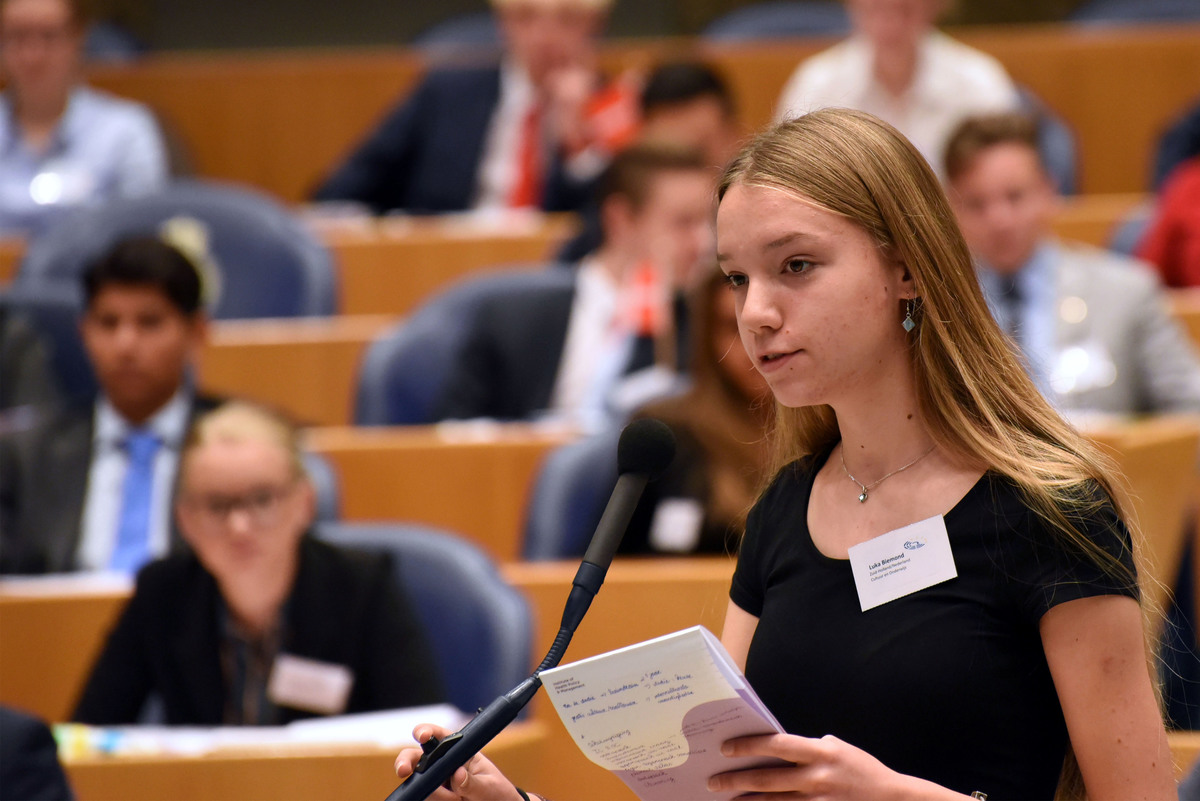 Foto's dag 3: Tweede dag Algemene Vergaderingen in de Tweede Kamer