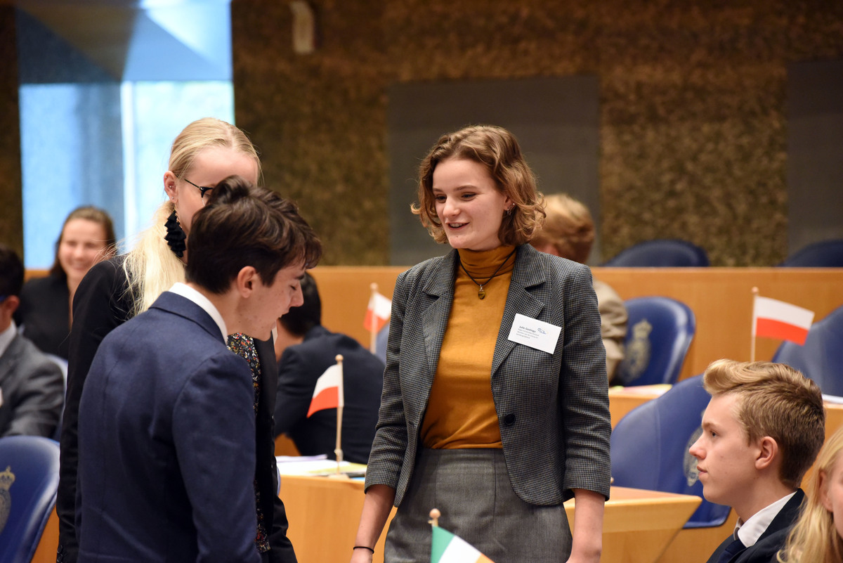 Foto's dag 3: Tweede dag Algemene Vergaderingen in de Tweede Kamer