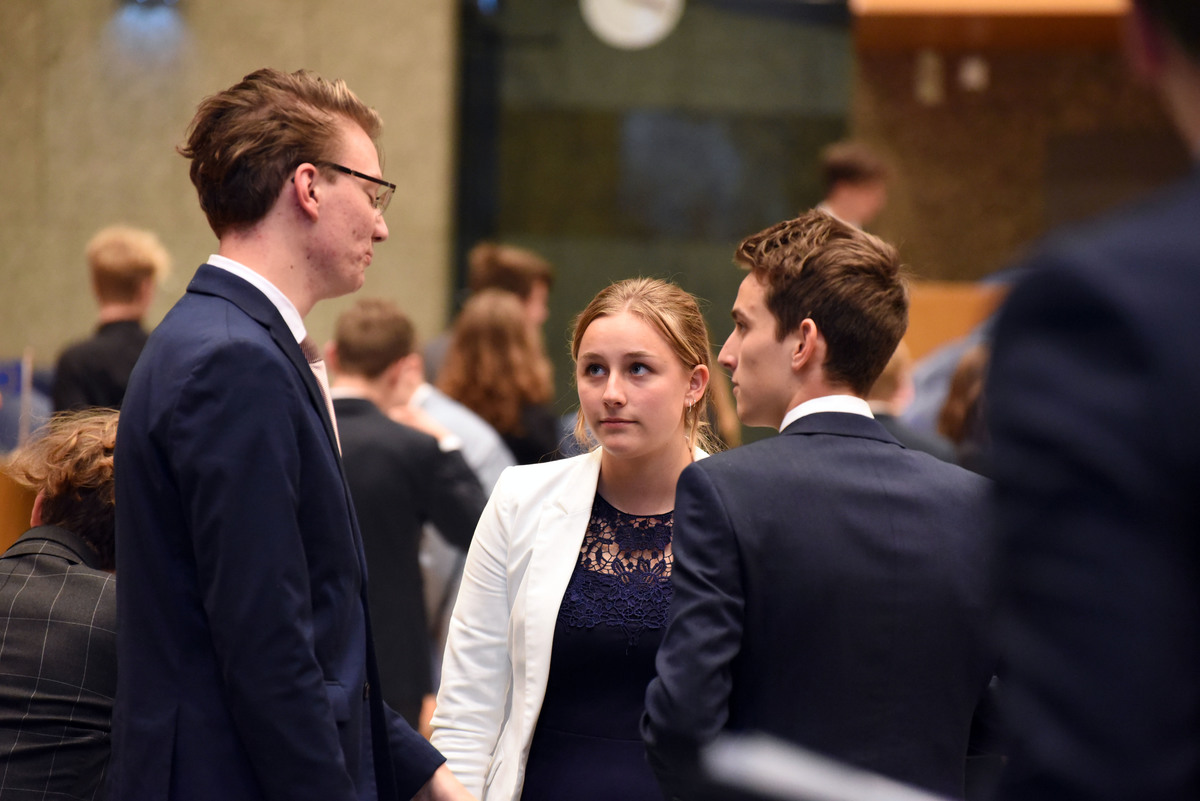 Foto's dag 3: Tweede dag Algemene Vergaderingen in de Tweede Kamer