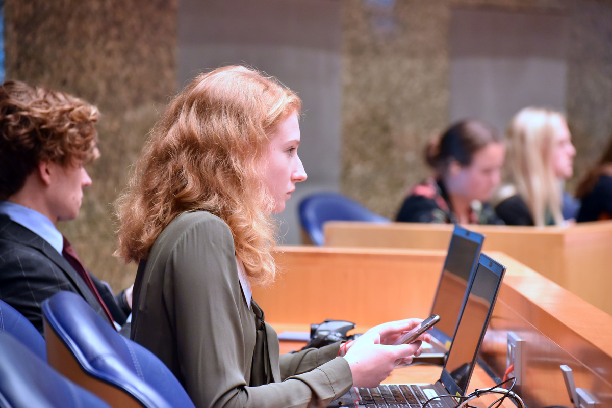 Foto's dag 3: Tweede dag Algemene Vergaderingen in de Tweede Kamer