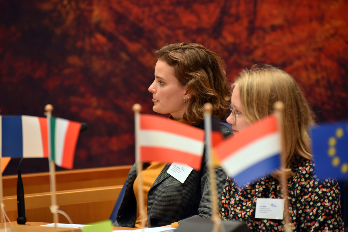 Foto's dag 3: Tweede dag Algemene Vergaderingen in de Tweede Kamer