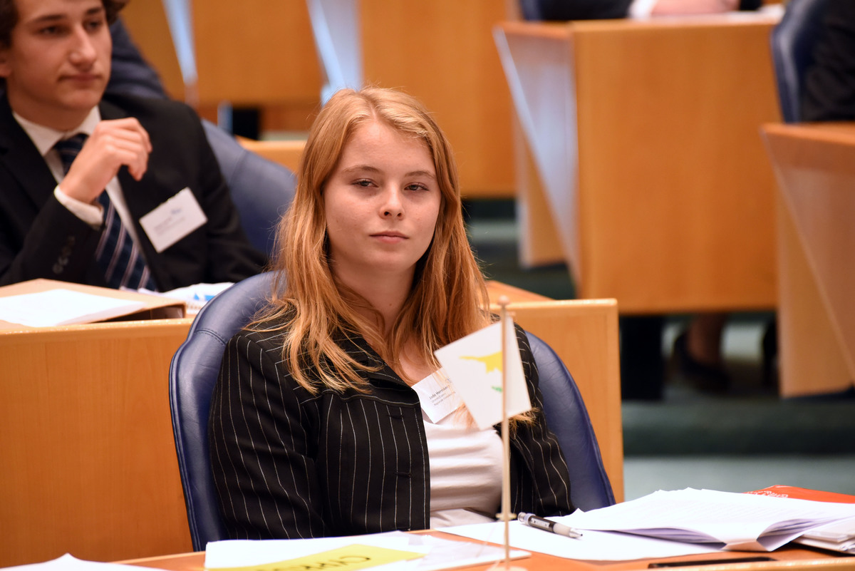 Foto's dag 3: Tweede dag Algemene Vergaderingen in de Tweede Kamer