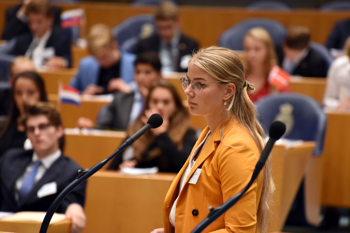 Foto's dag 3: Tweede dag Algemene Vergaderingen in de Tweede Kamer