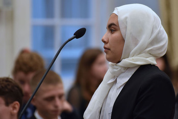 Foto's Eerste dag Algemene Vergaderingen van het Model European Parliament Nederland 2019