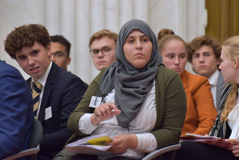 Foto's Eerste dag Algemene Vergaderingen van het Model European Parliament Nederland 2019