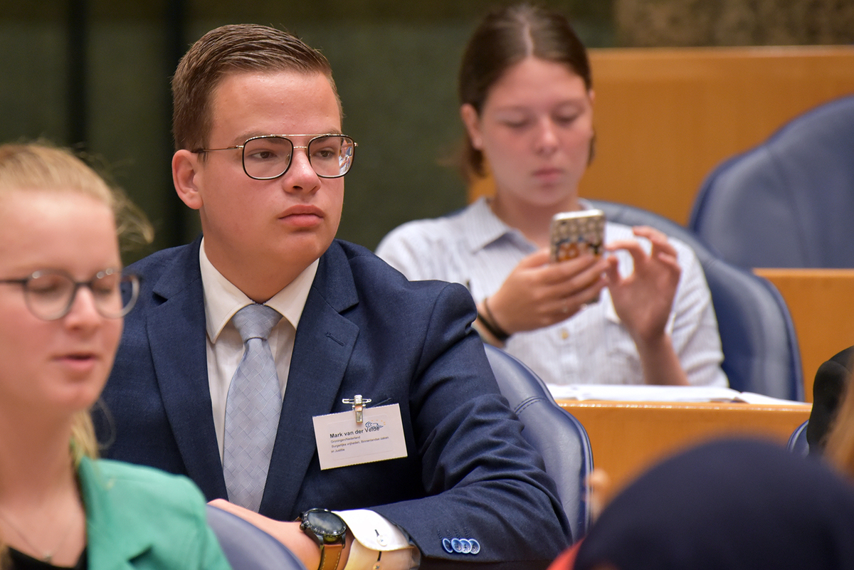 Foto's Tweede dag Algemene Vergaderingen van het Model European Parliament Nederland 2019