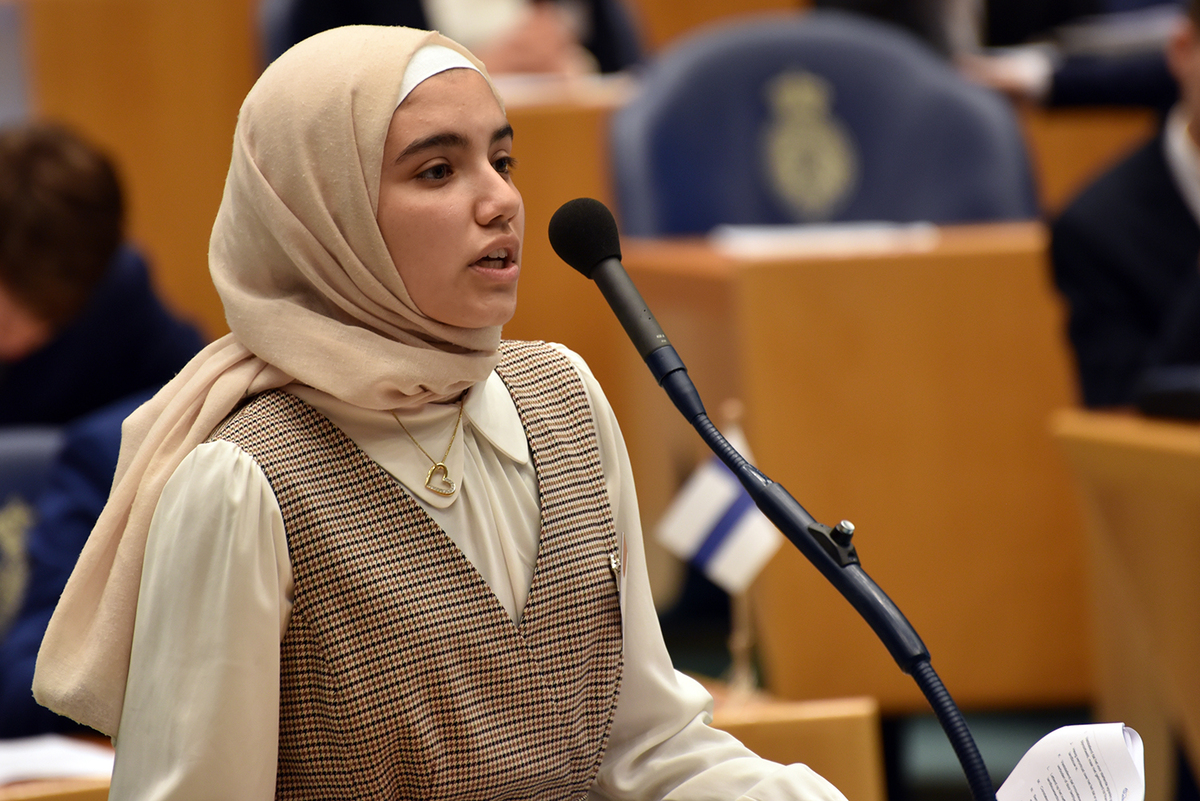 Foto's Tweede dag Algemene Vergaderingen van het Model European Parliament Nederland 2019