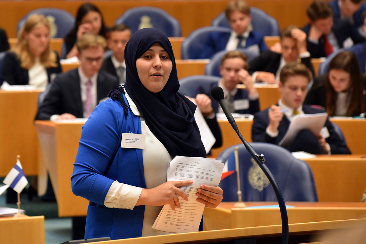 Foto's Tweede dag Algemene Vergaderingen van het Model European Parliament Nederland 2019