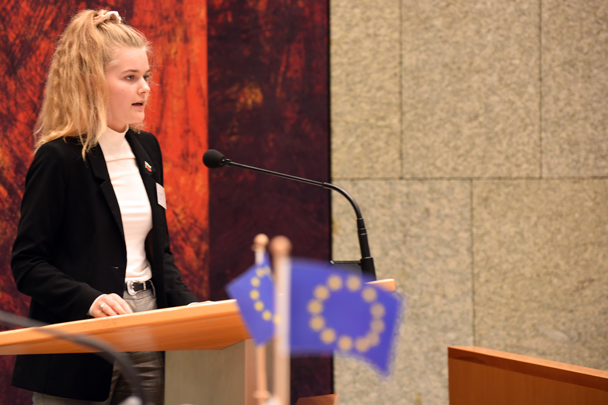 Foto's Tweede dag Algemene Vergaderingen van het Model European Parliament Nederland 2019