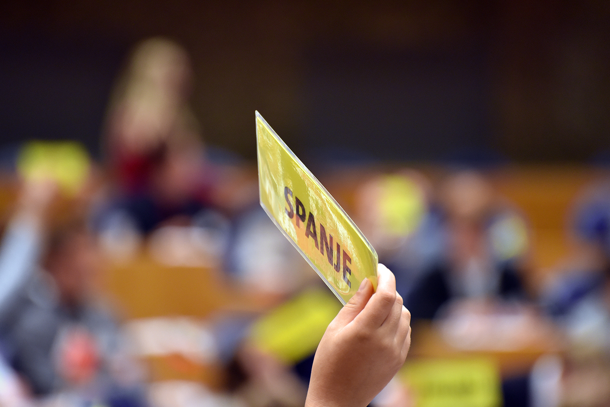 Foto's Tweede dag Algemene Vergaderingen van het Model European Parliament Nederland 2019